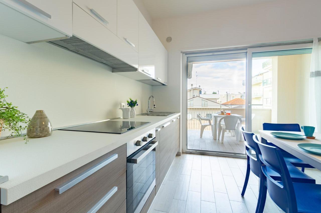 Blu 2P - Palazzina Laura Myho Casa Διαμέρισμα Tortoreto Εξωτερικό φωτογραφία